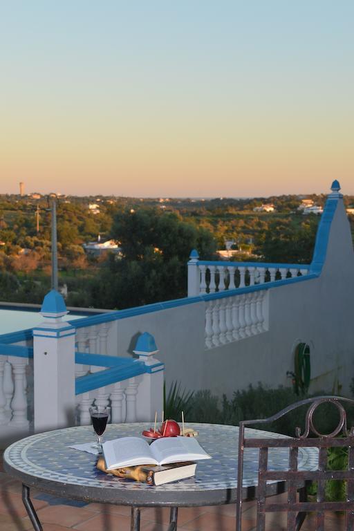 فندق Quinta Da Fonte Em مونكاراباشو الغرفة الصورة